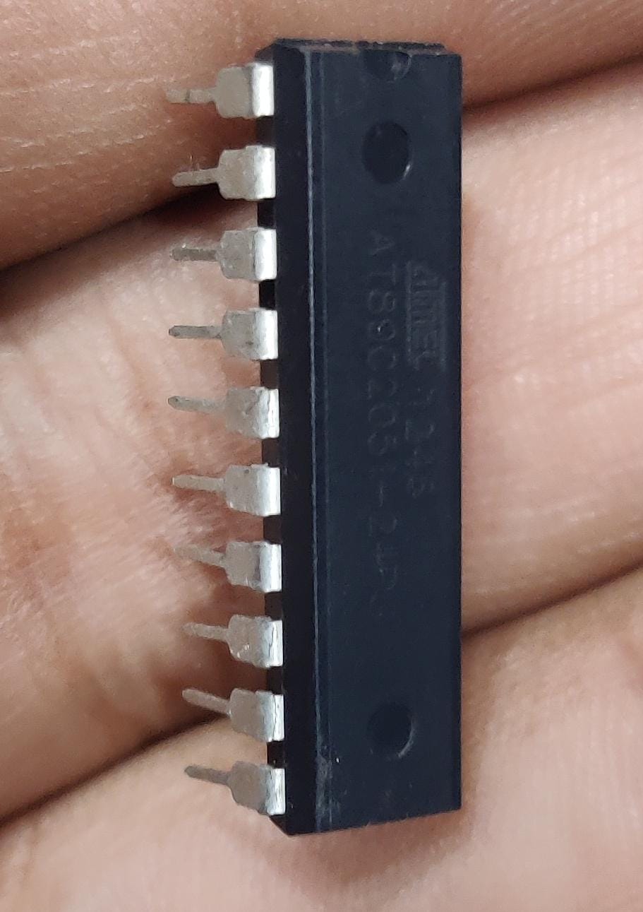 At89c2051-24pu At89c2051 At89c4051 Microcontroller Ic Atmel Dip-20