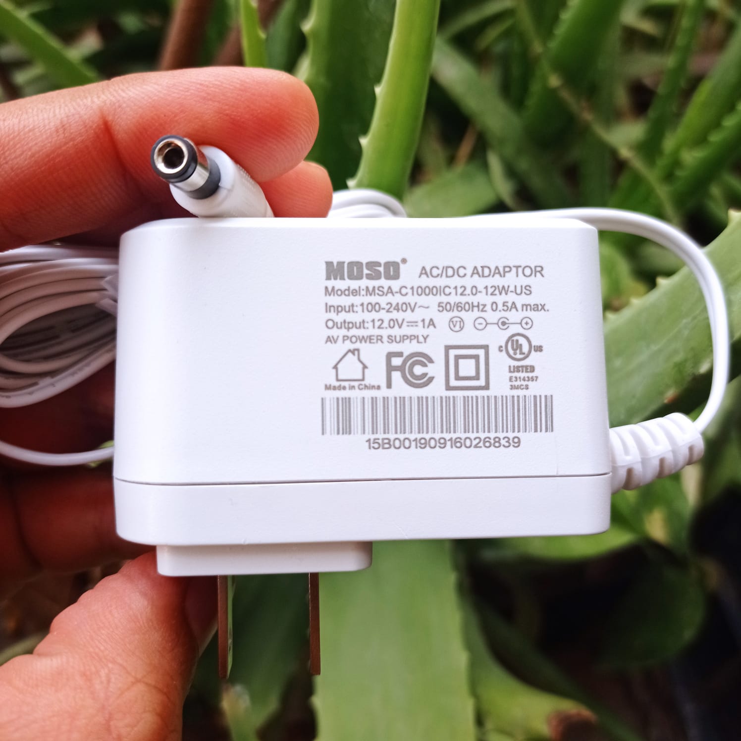 New High Quality 220v To 12v 1a Ac Dc Adapter