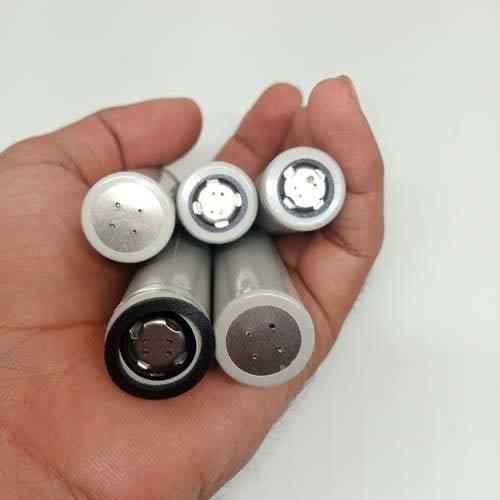 Pull-out High Quality 18650 3.7v 2600mah Molicel Cell Battery