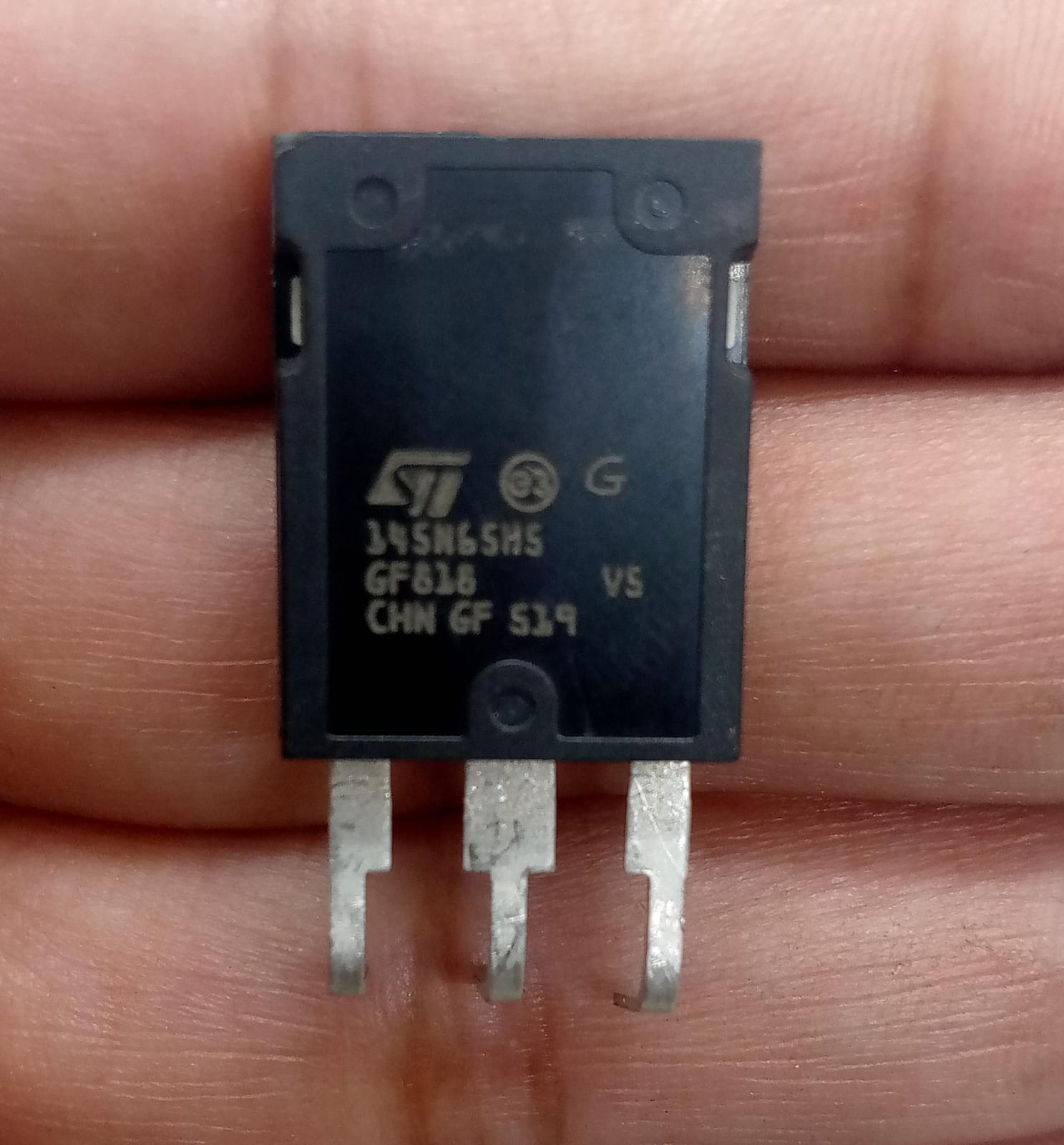 145a 650v Mosfet 145n65hs Gf818 Chn - High-efficiency Power Transistor
