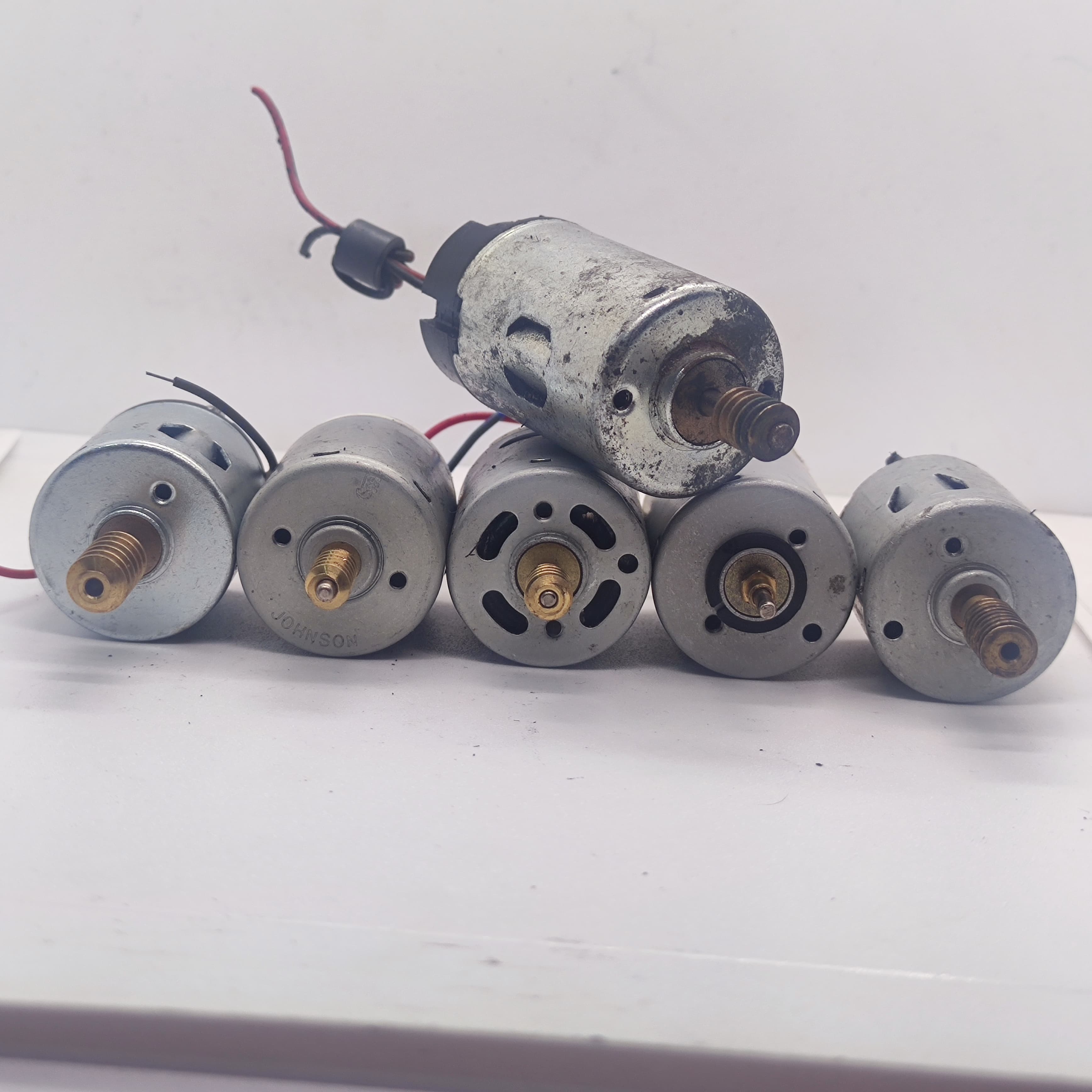 1 Piece Mix Shape Dc Motor 3v To 24v Motor Without Wires