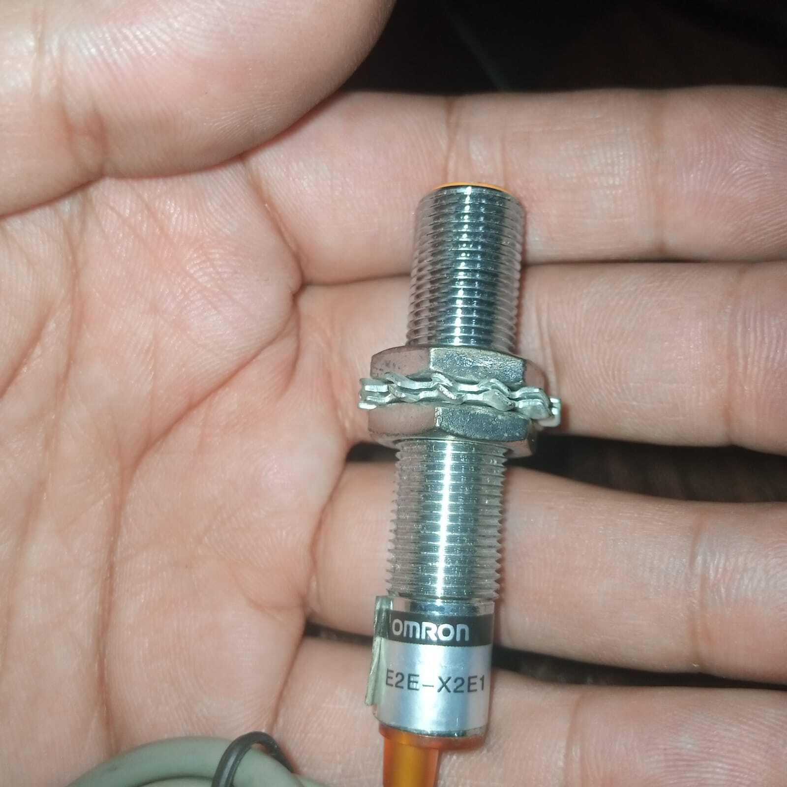 Omron Inductive Proximity Sensor Switch E2e-x2e1