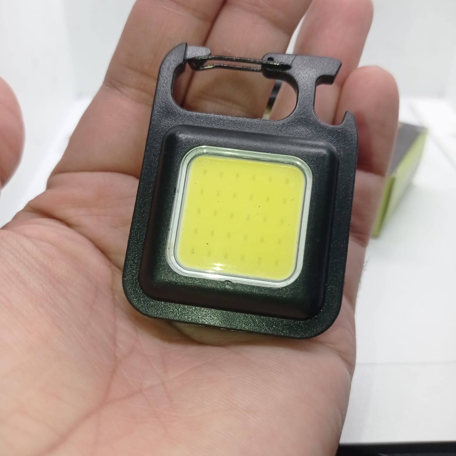Portable COB Flashlight - Emergency Light with Rechargeable Keychain - Durable Plastic Casing