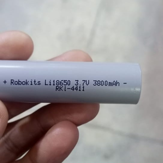 ROBOKITS LITHIUM-ION 18650 RECHARGEABLE CELL 3.7V 2000mAH