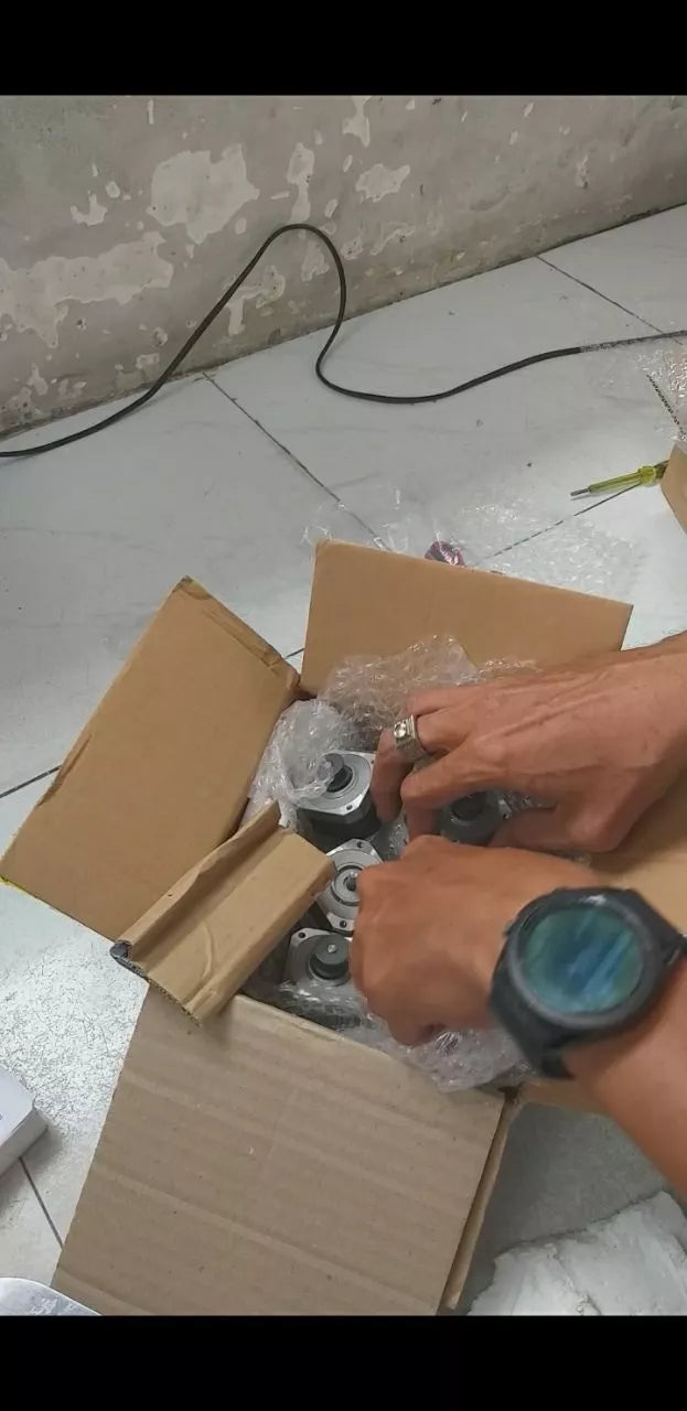 Used 4 Wire Nema 17 5mm Shaft Bipolar Stepper Motors