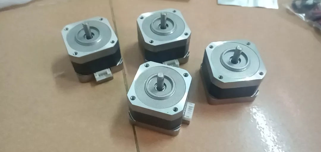 Used 4 Wire Nema 17 5mm Shaft Bipolar Stepper Motors