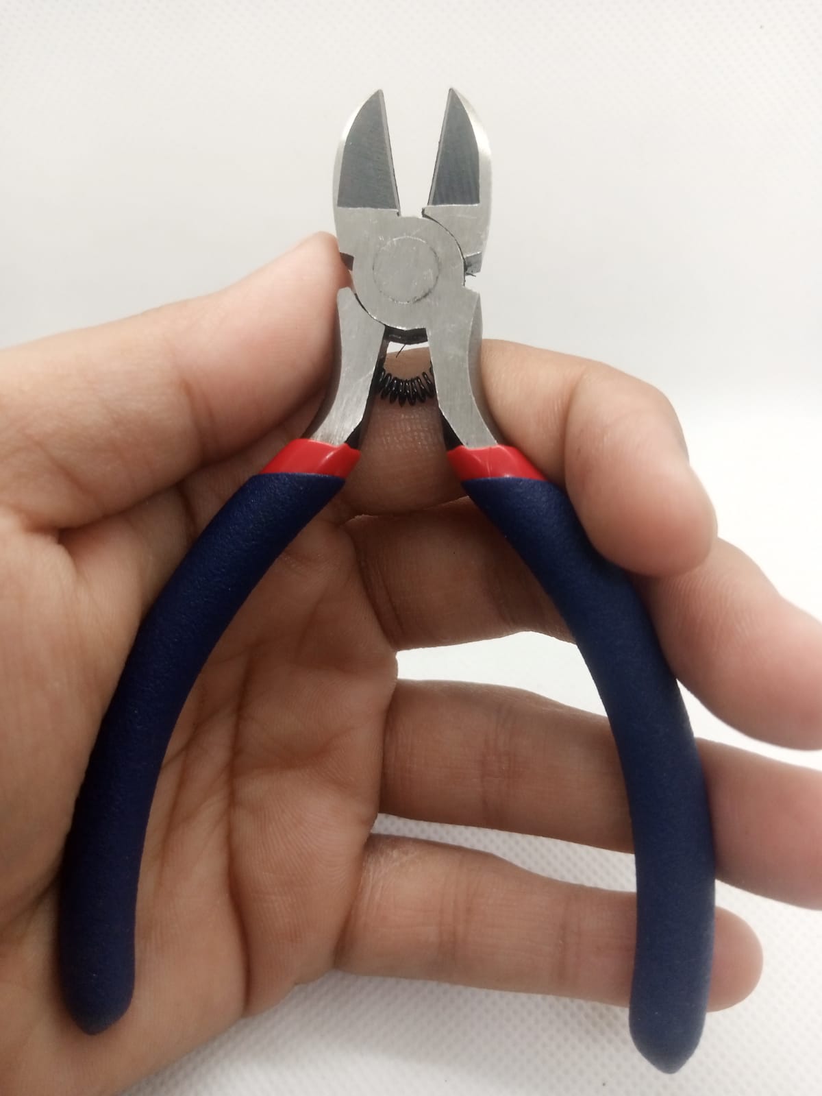 Wire Cutter Cable Cutter With Coil Spring