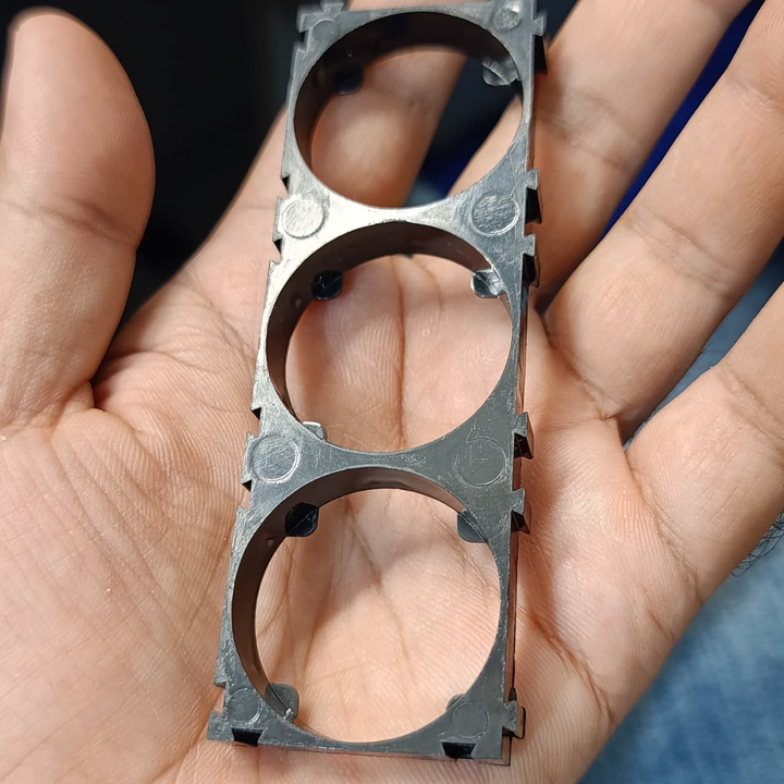 32700 Lithium Cell Holder Bracket - 3P Triple Cell Spacer